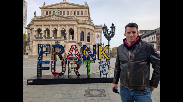 Die Frankfurter Innenstadt - Der Held in Gefahr am Freitagabend