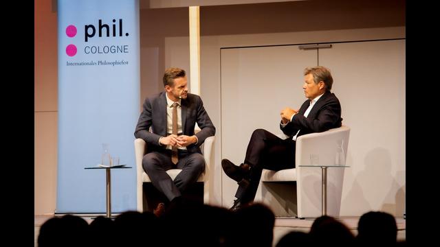 Demokratie im Ernstfall - Robert Habeck und Florian Schroeder im Gespräch