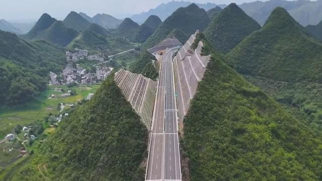 Why China Split a Mountain in Half to Build a Bridge