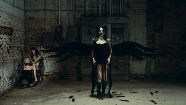 S!ut (Official Music Video)