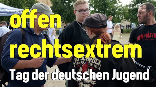 Rechtsextreme Jugendliche auf dem Tag der deutschen Jugend in Schwerin