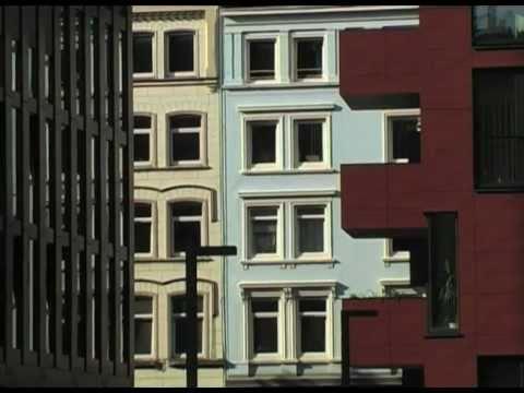 Empire St. Pauli - von Perlenketten und Platzverweisen