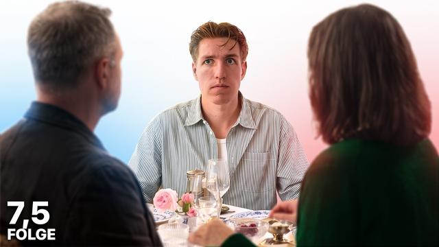 Er ist der EINZIGE AfD-Wähler in seiner Familie… 😳