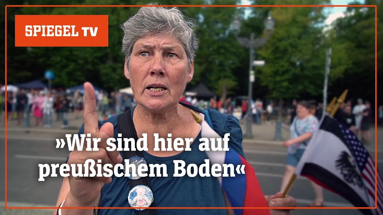 Die Querdenker sind zurück: Superhelden, Schwurbler und Kreml-Fans für den Weltfrieden | SPIEGEL TV