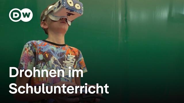 Drohnenbau und Fliegen als Schulfach in der Ukraine | DW Nachrichten