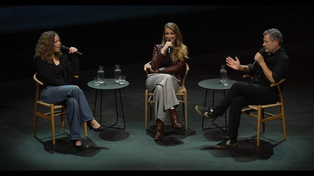 Habeck.live am Berliner Ensemble: "Wem gehört der Feminismus?" (Sarah Bosetti & Annika Brockschmidt)