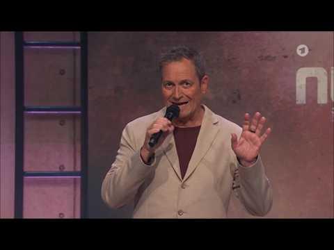 Dieter Nuhr - der Veganer sagt, ich hasse Milch und rauche Gras