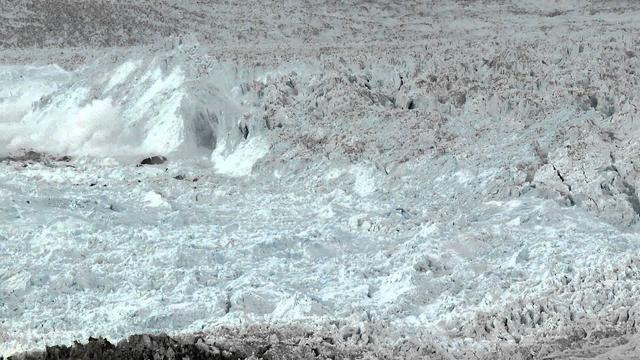 "CHASING ICE" captures largest glacier calving ever filmed - OFFICIAL VIDEO