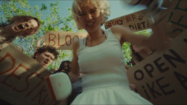 New Muscles (Official Video)