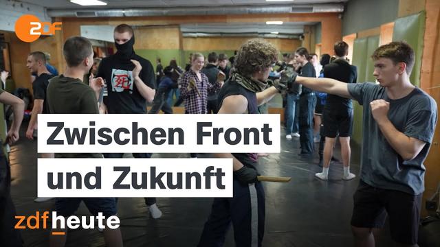 Der Weg in die Zukunft: Welche Hoffnungen haben junge Ukrainer? | auslandsjournal