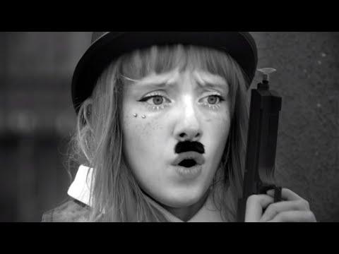 Laura Sad - PENE BONSAI (Video Oficial)