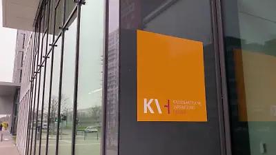 "Oft beim Dinner eingefädelt": Krankenkassen verzocken Millionen mit hochriskanten Fonds